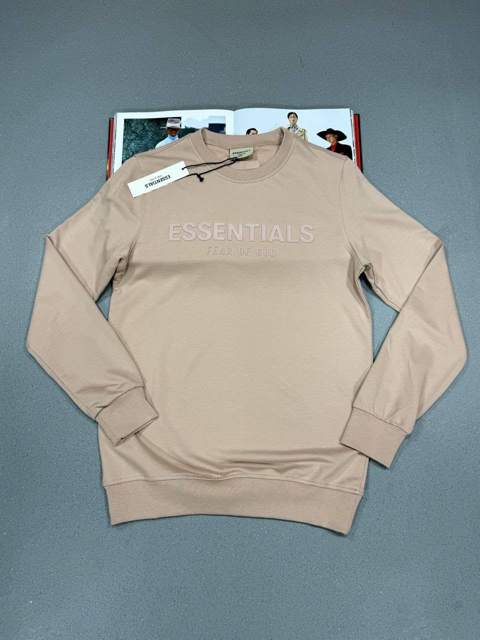 ESSEN jumper