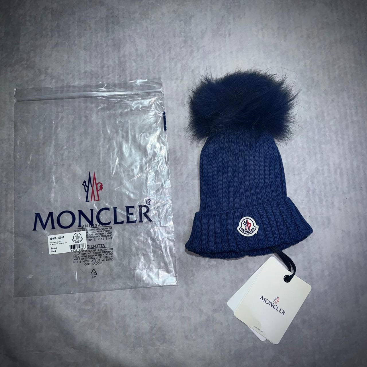 MONC women hat