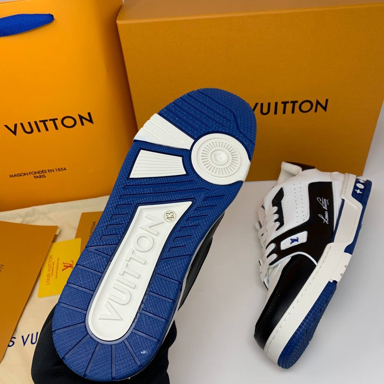LOUI Trainers