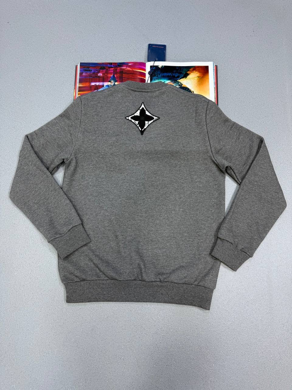 LOUI JUMPER