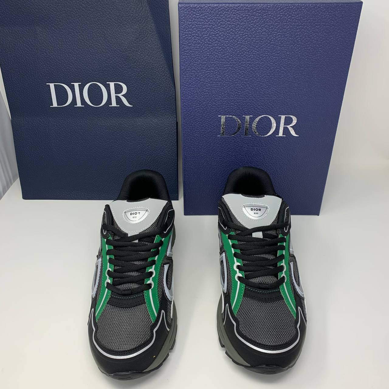 CD B30 TRAINER
