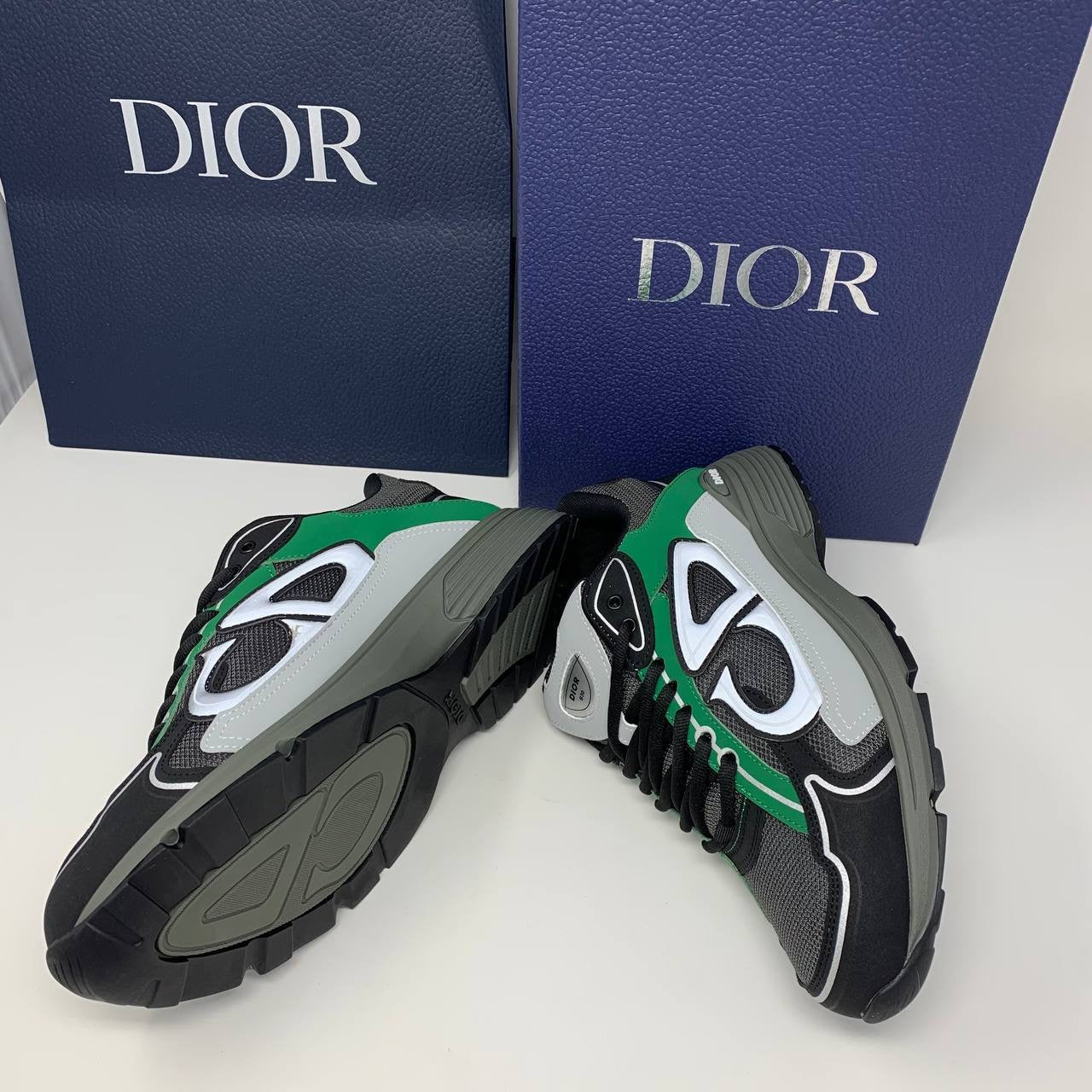 CD B30 TRAINER