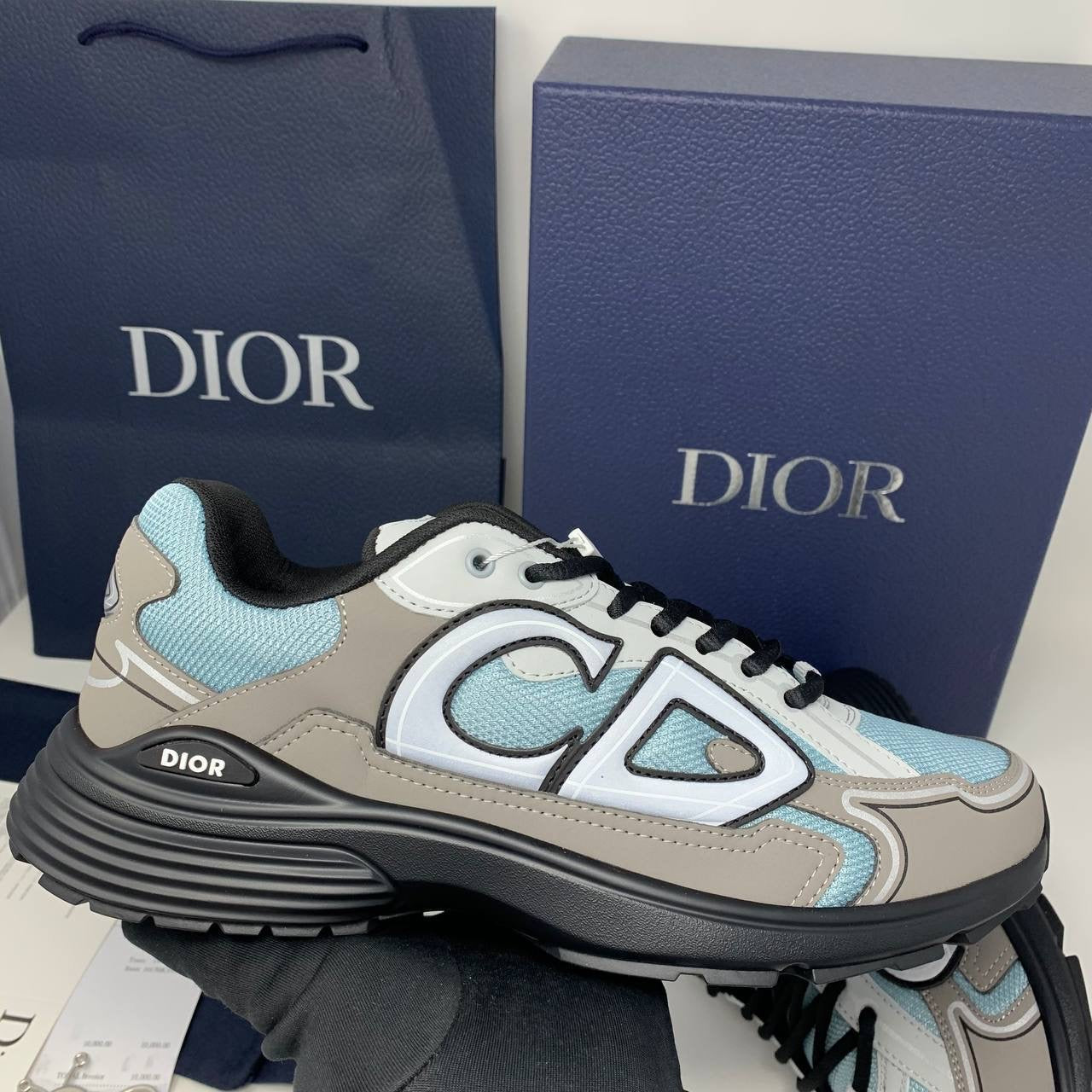 CD B30 TRAINER