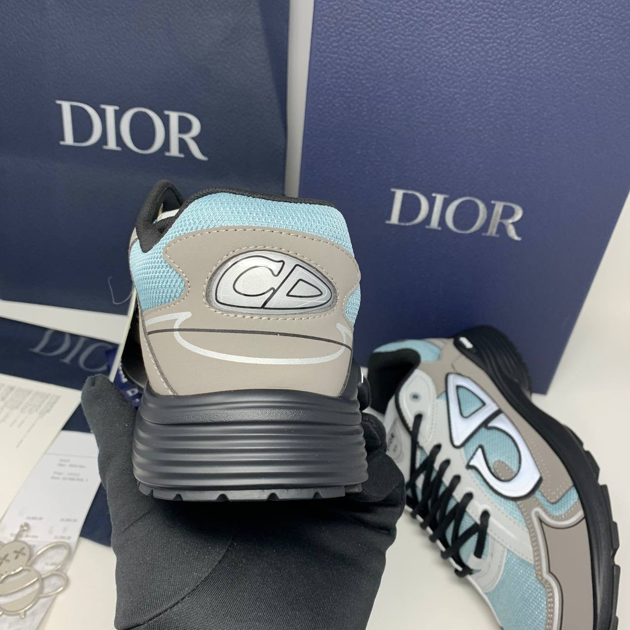 CD B30 TRAINER
