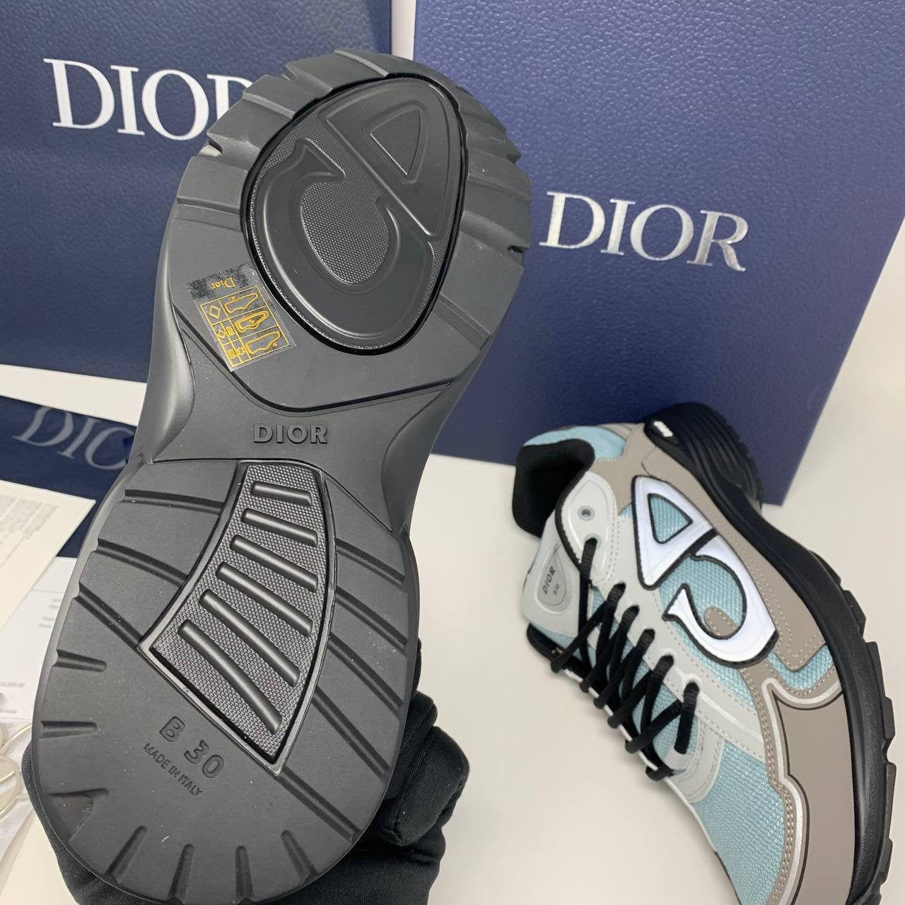 CD B30 TRAINER