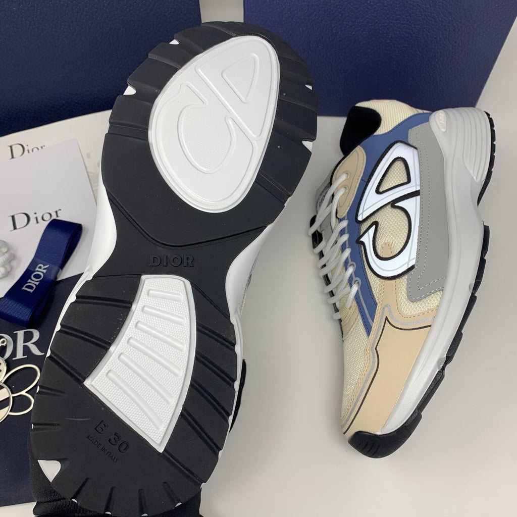CD B30 TRAINER