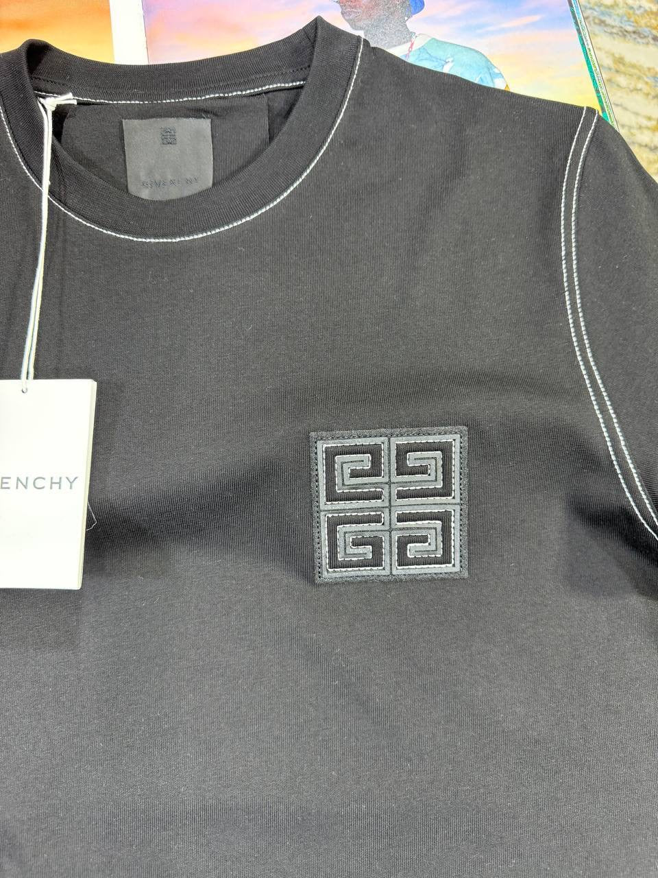 VENCHY T-SHIRT