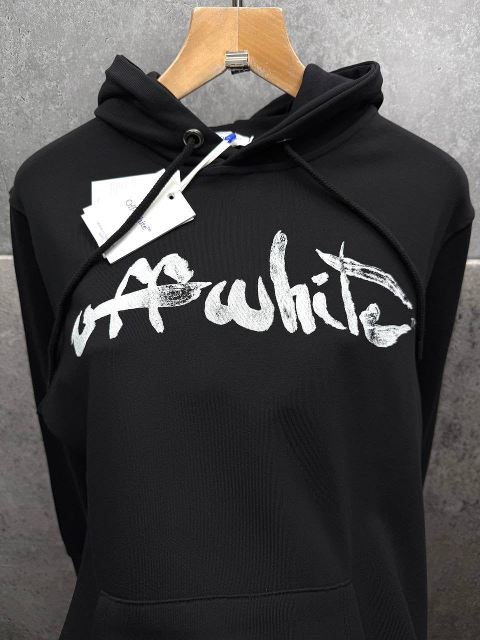 OFF WHITE