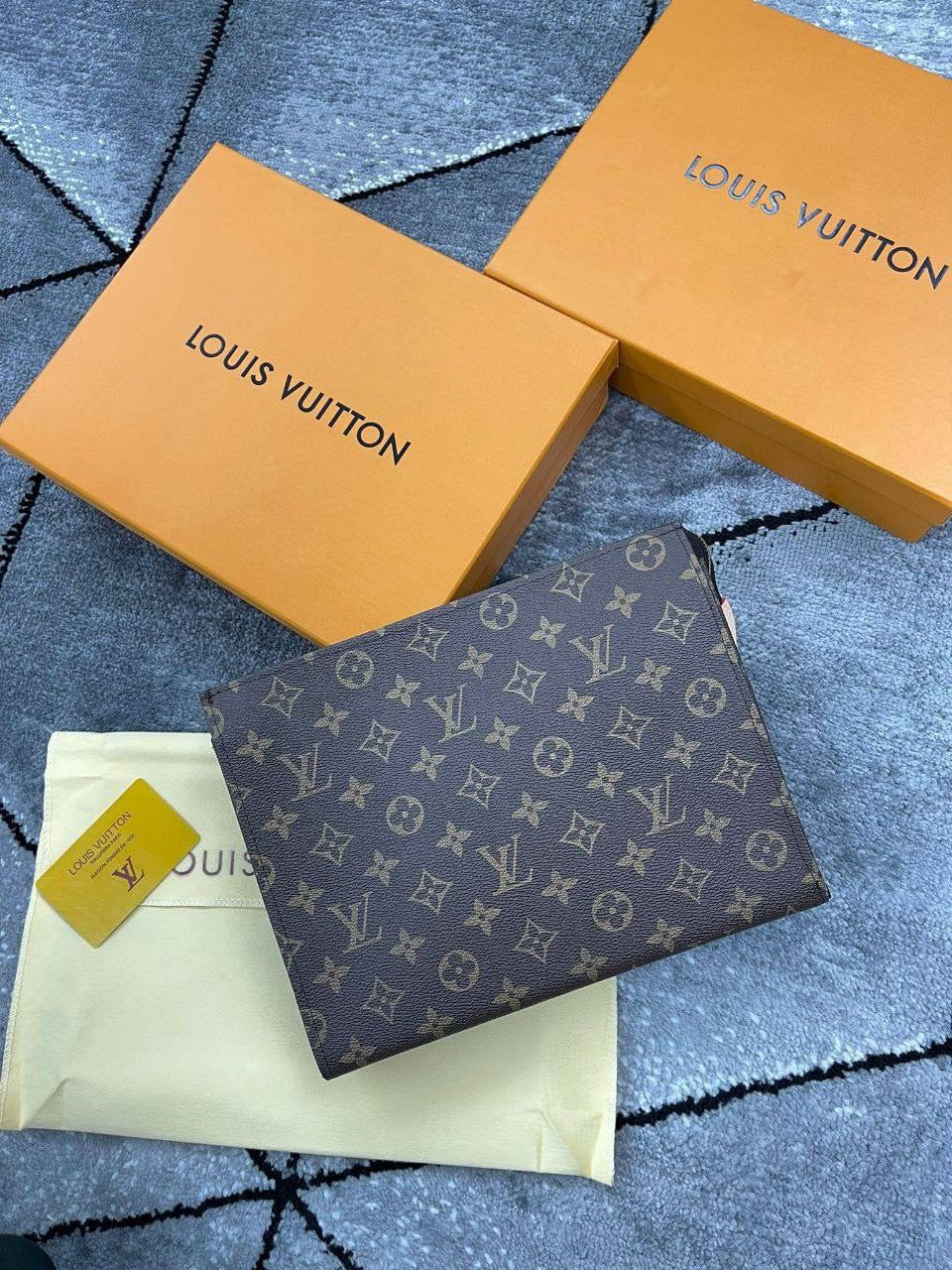 LOUI POUCH