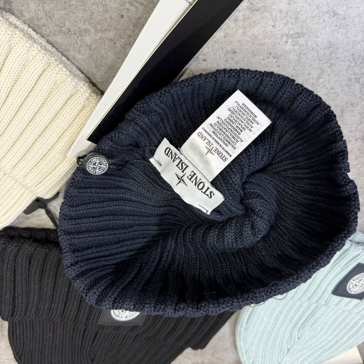 STONI BEANIES
