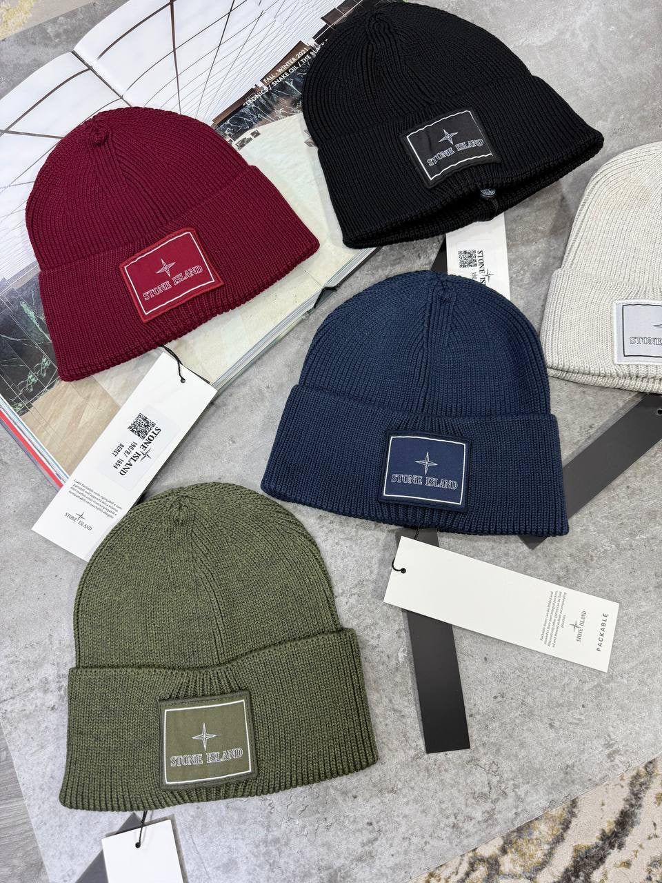 STONI BEANIES