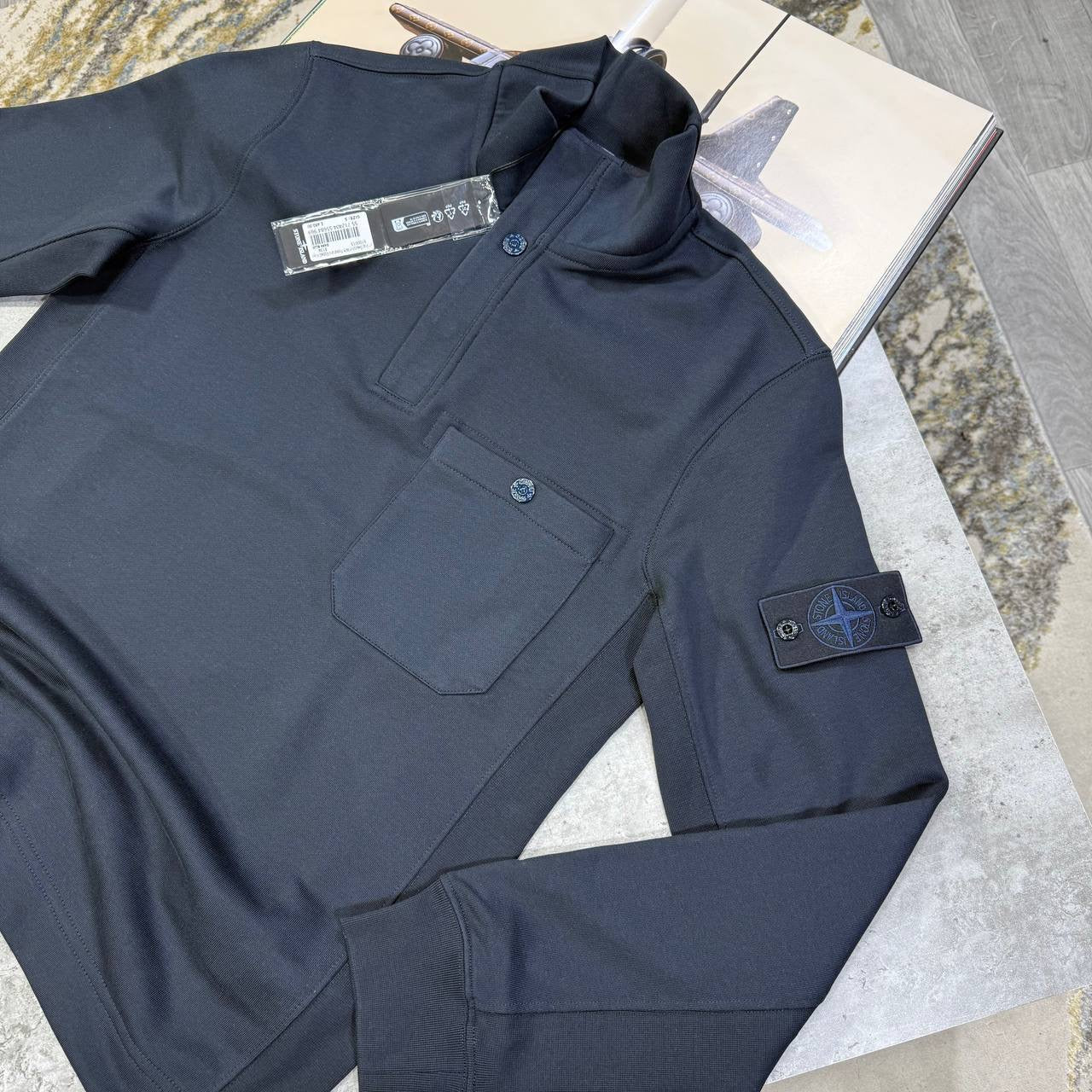 STONI JUMPER (with button)