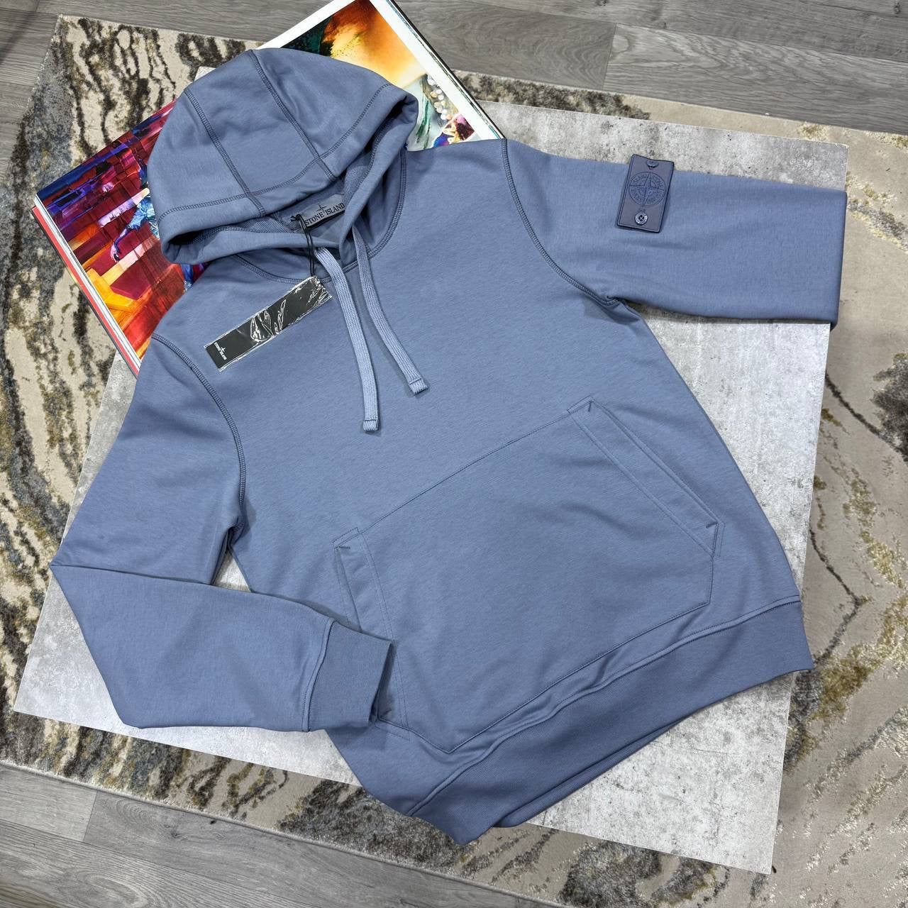 STONI HOODI (ghost badge)