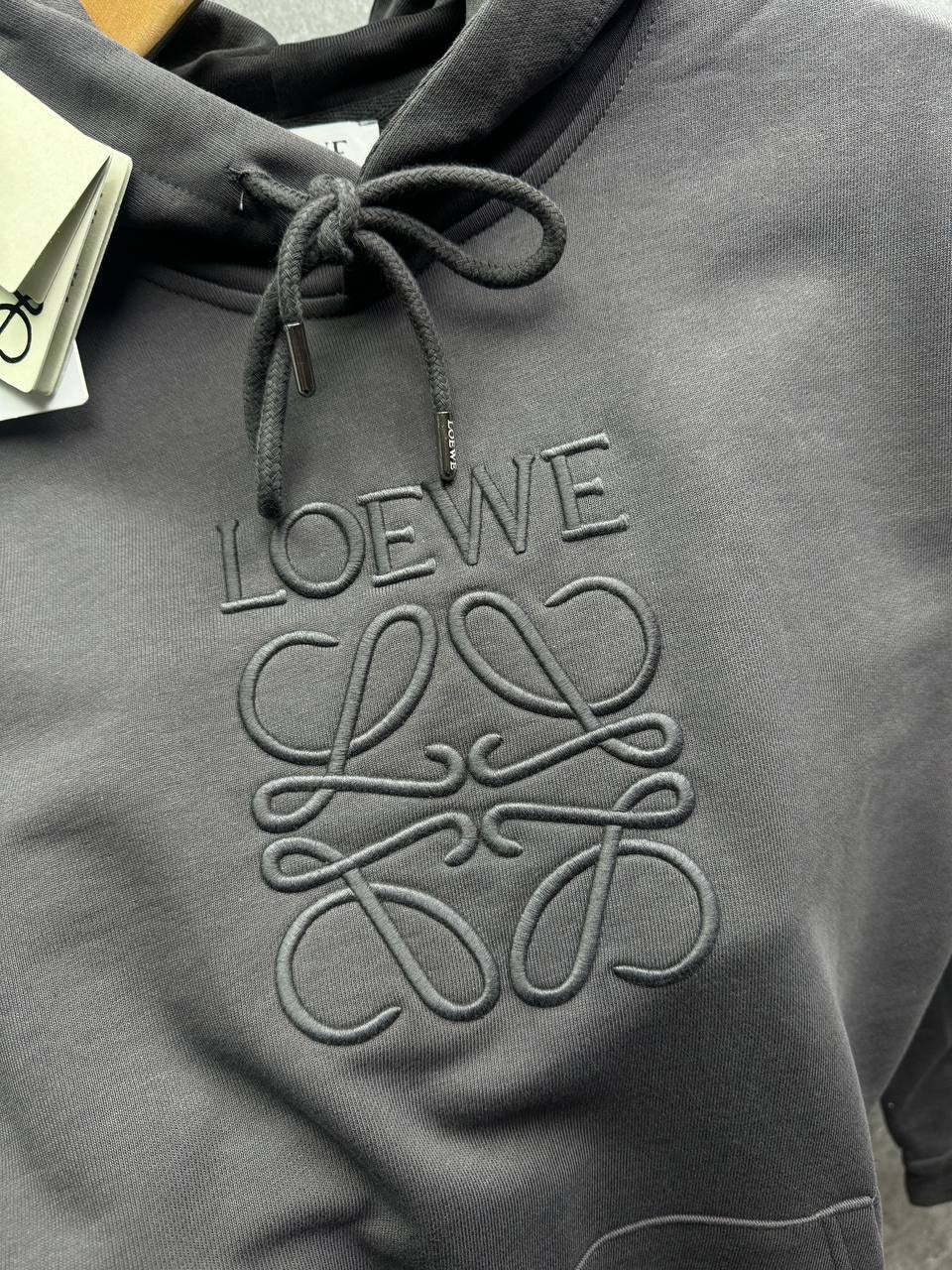 LOEVE HOODIE