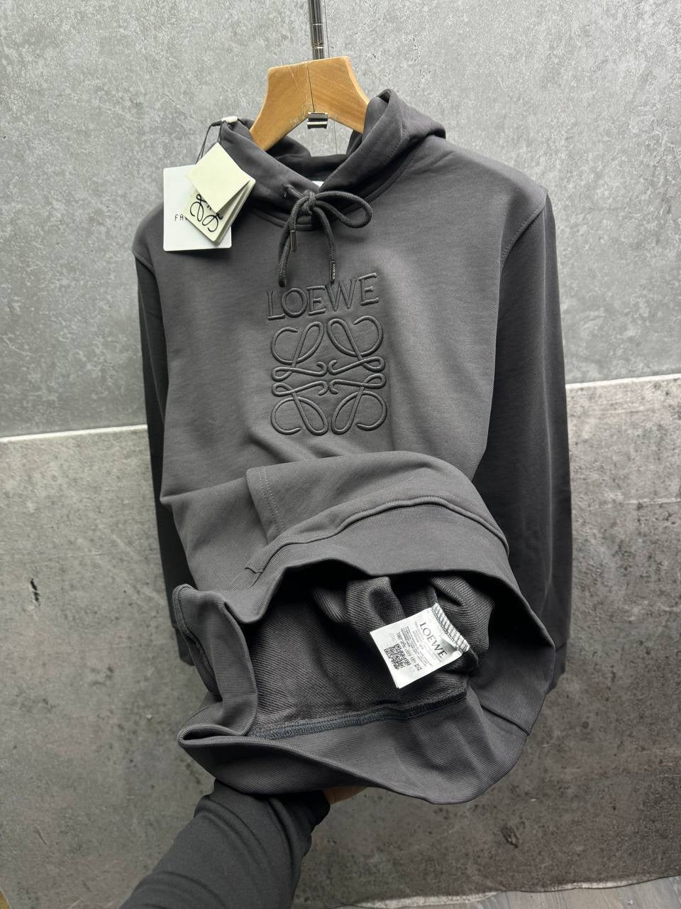 LOEVE HOODIE