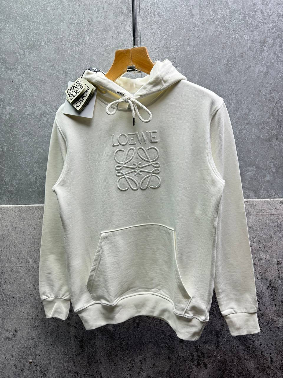 LOEVE HOODIE