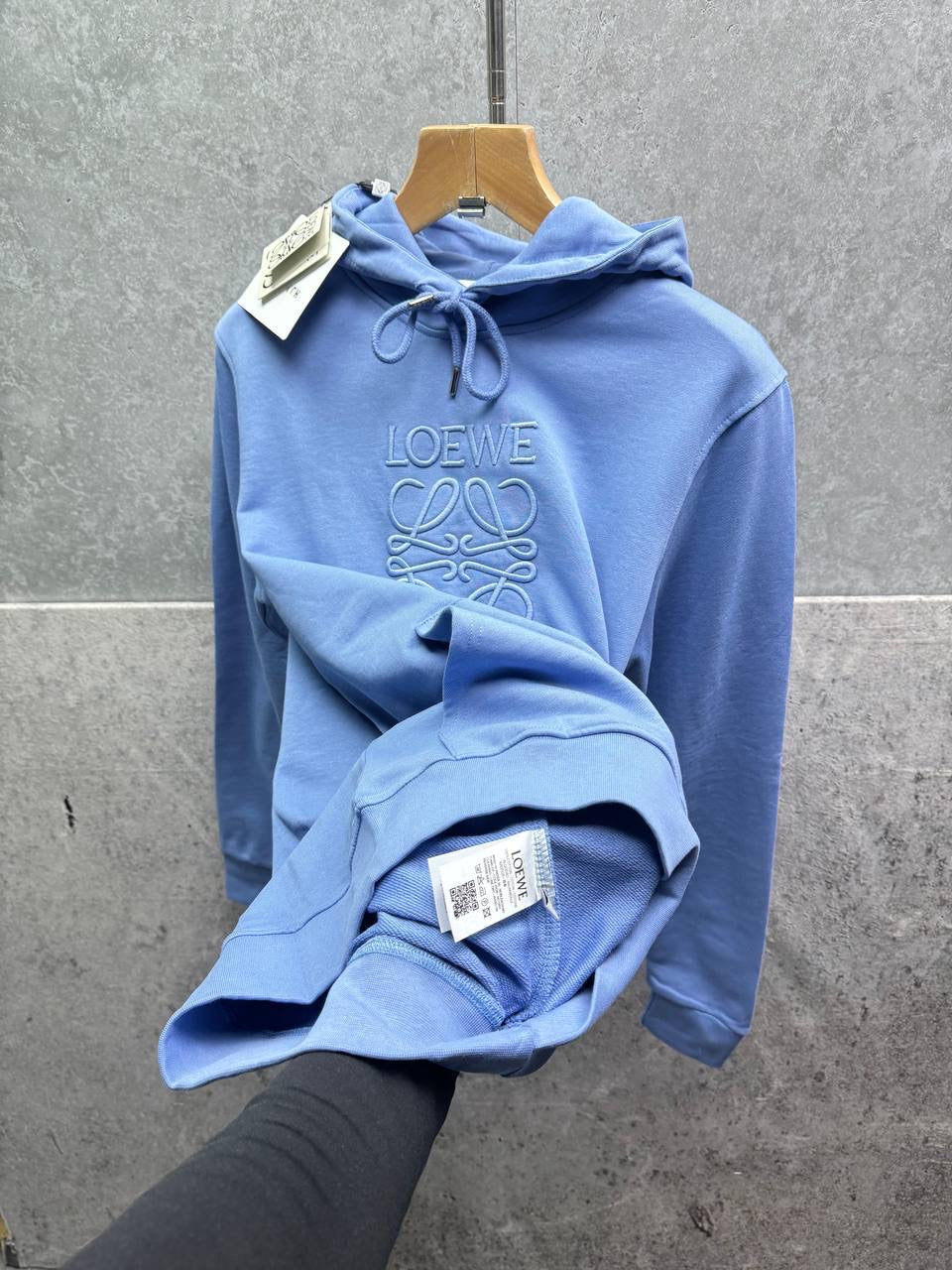 LOEVE HOODIE