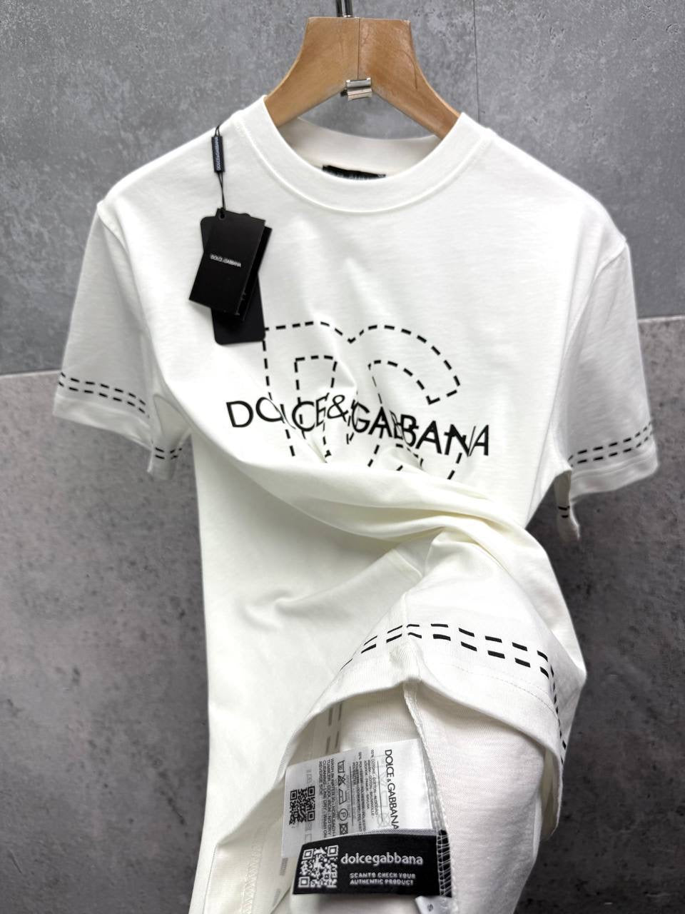 D&C T-SHIRT