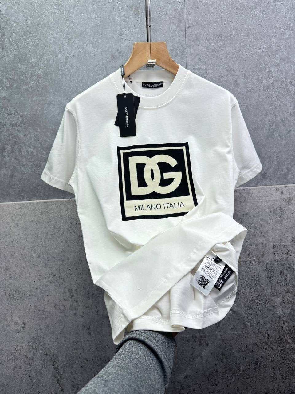 D&C T-SHIRT