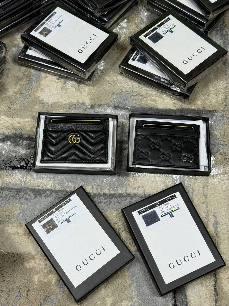 UCCI CARD HOLDER