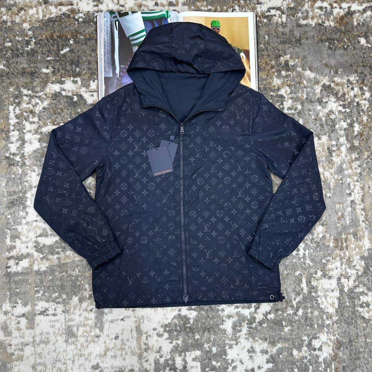 LOUI LIGHT WEIGHT JACKET