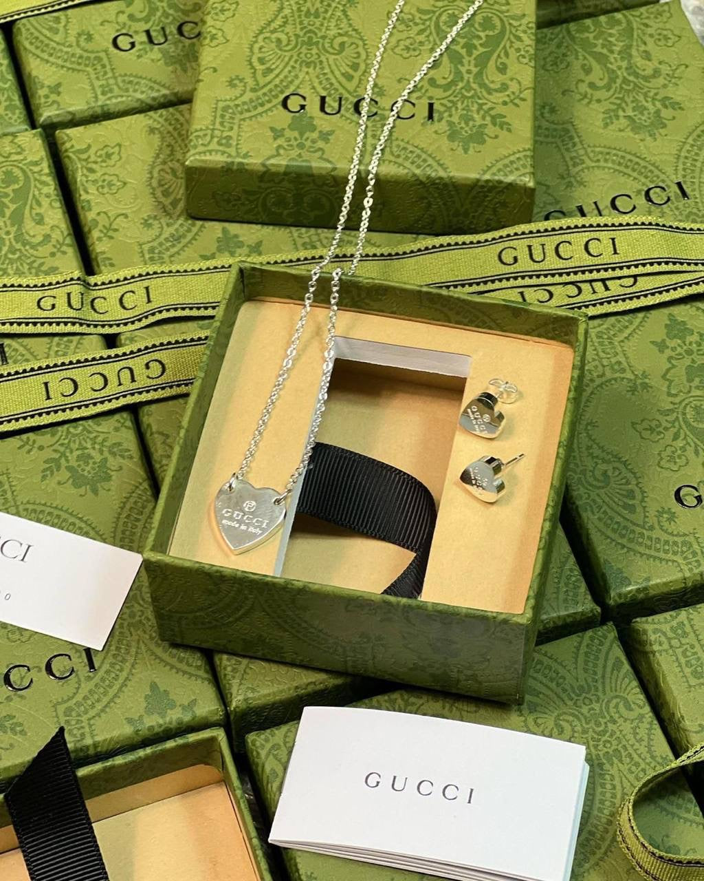 UCCI NECKLACE & EARRINGS