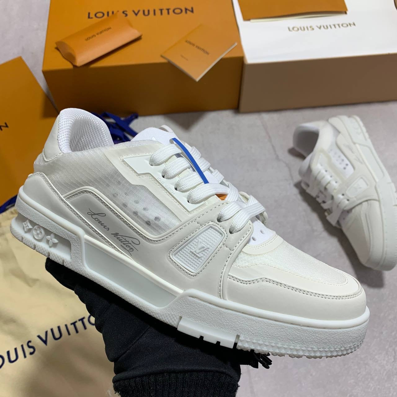 LOUI TRAINER