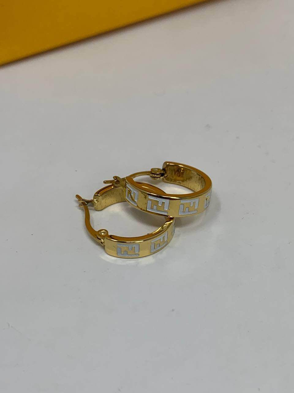 FND NECKLACES & EARRINGS