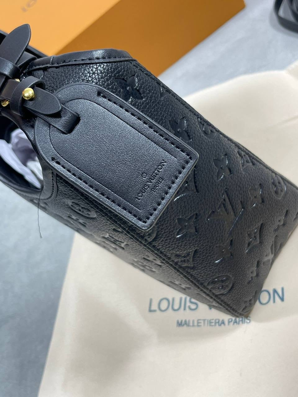LOUI BAG