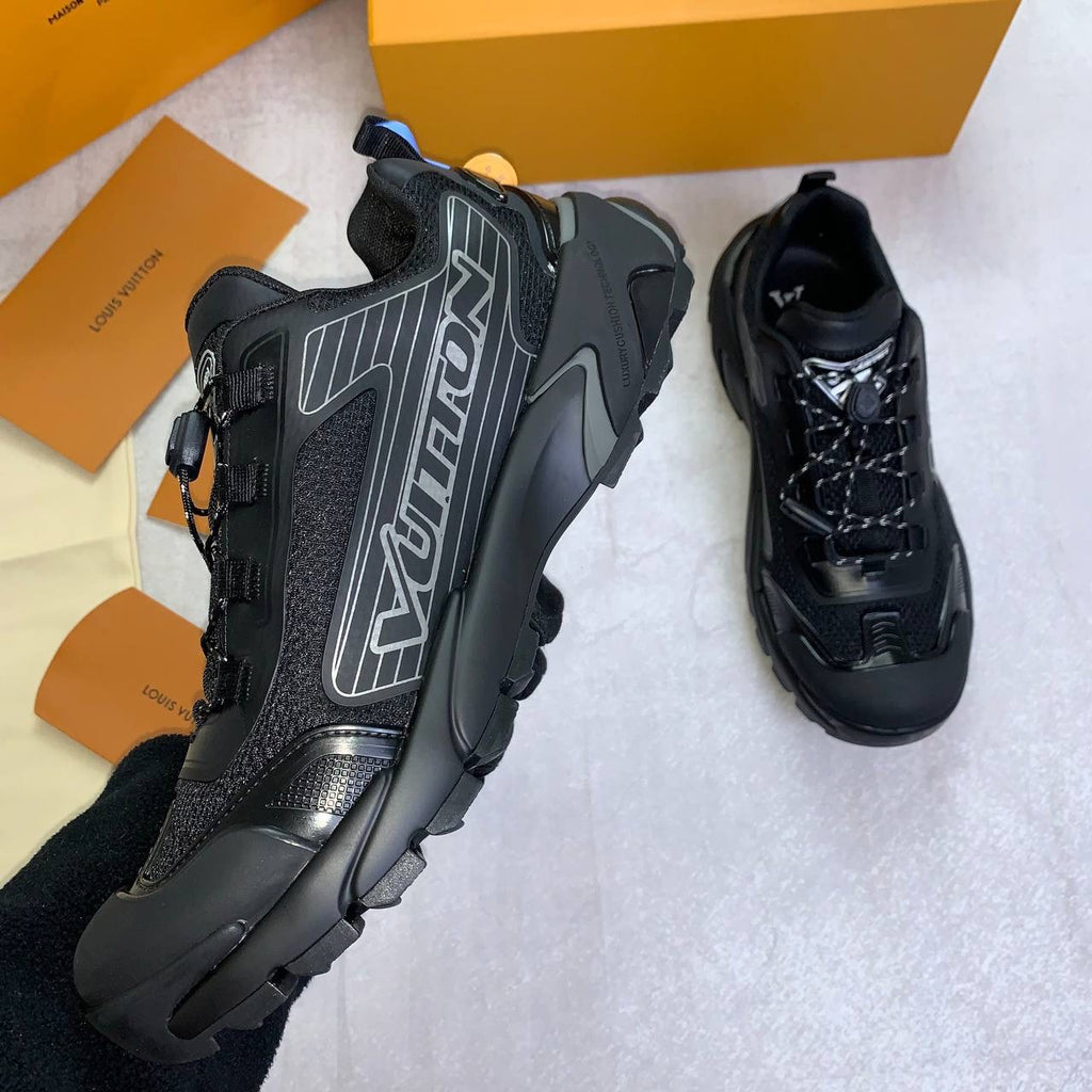 LOUI TRAINER