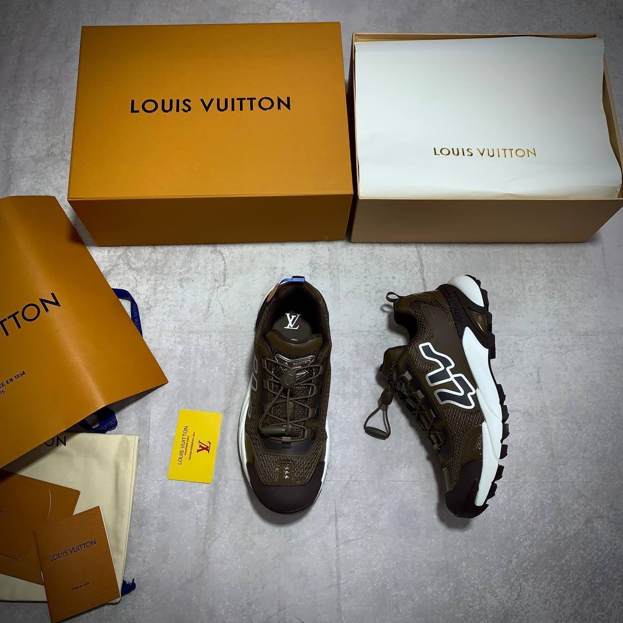 LOUI TRAINER