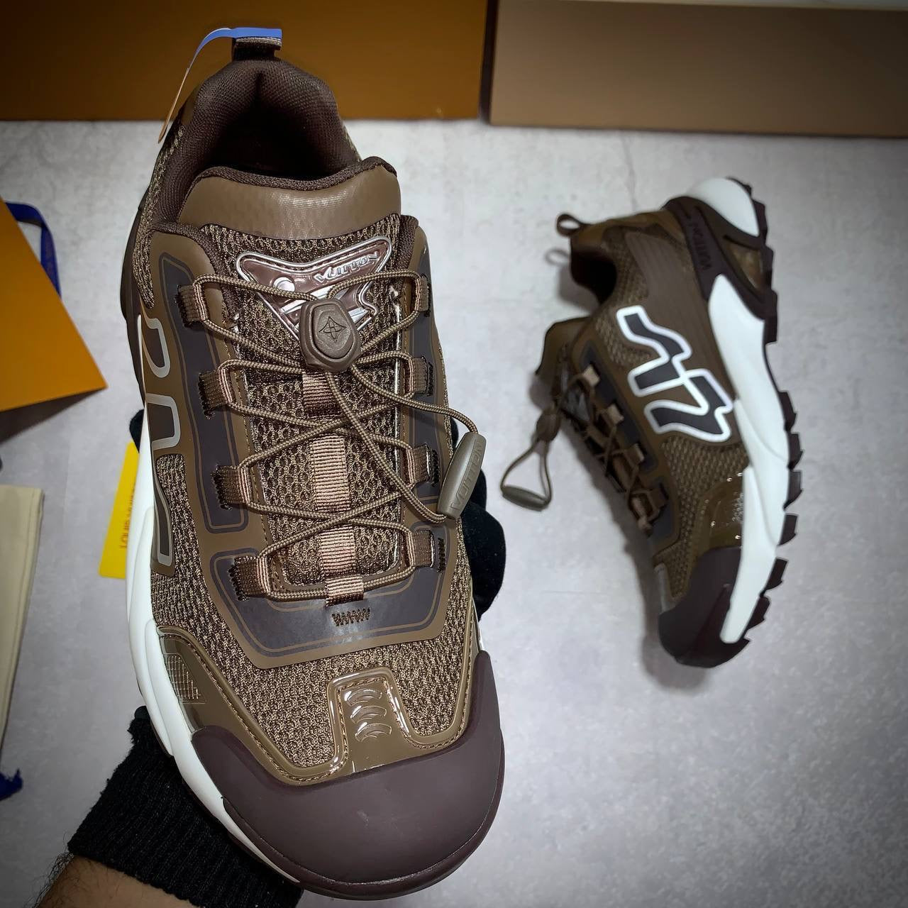 LOUI TRAINER