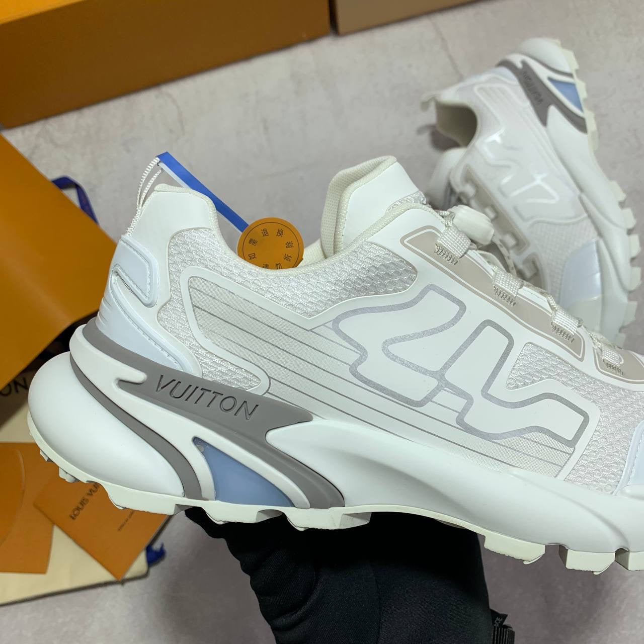LOUI TRAINER