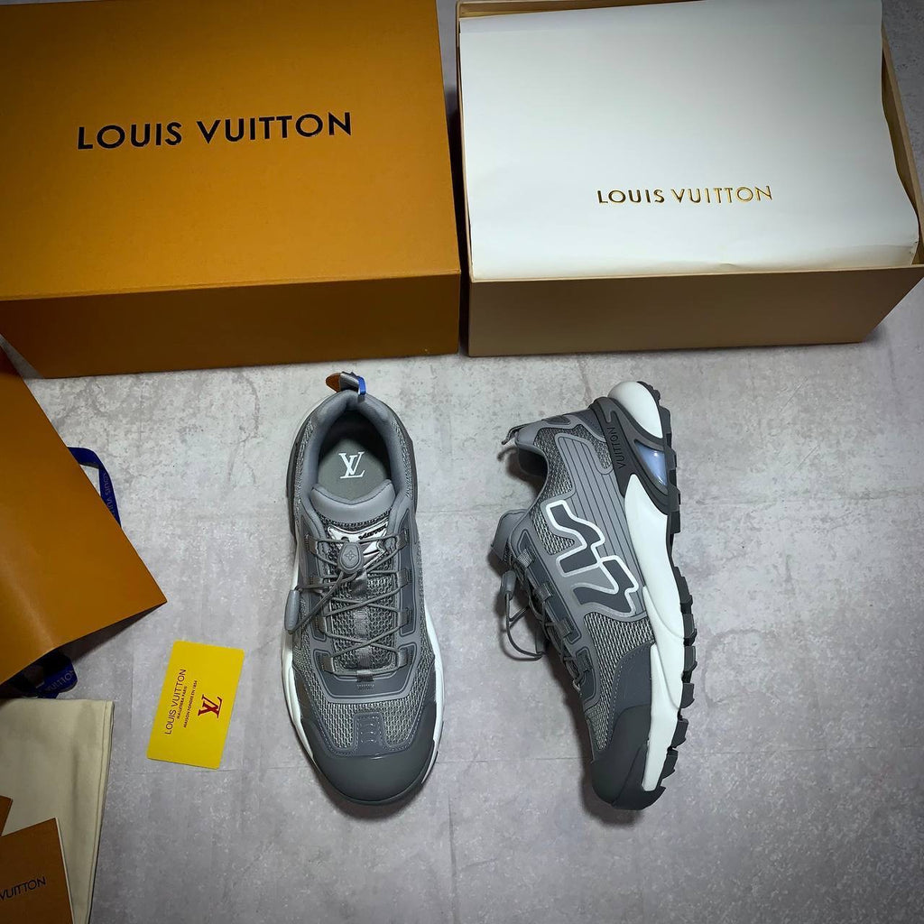 LOUI TRAINER