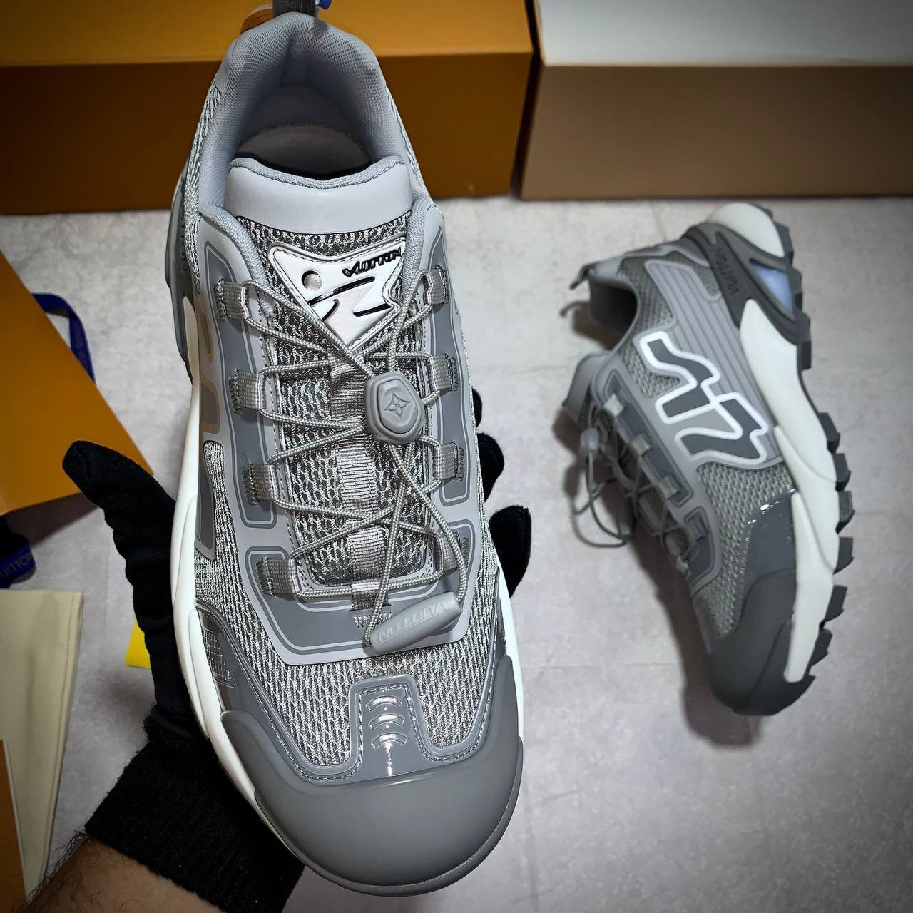LOUI TRAINER