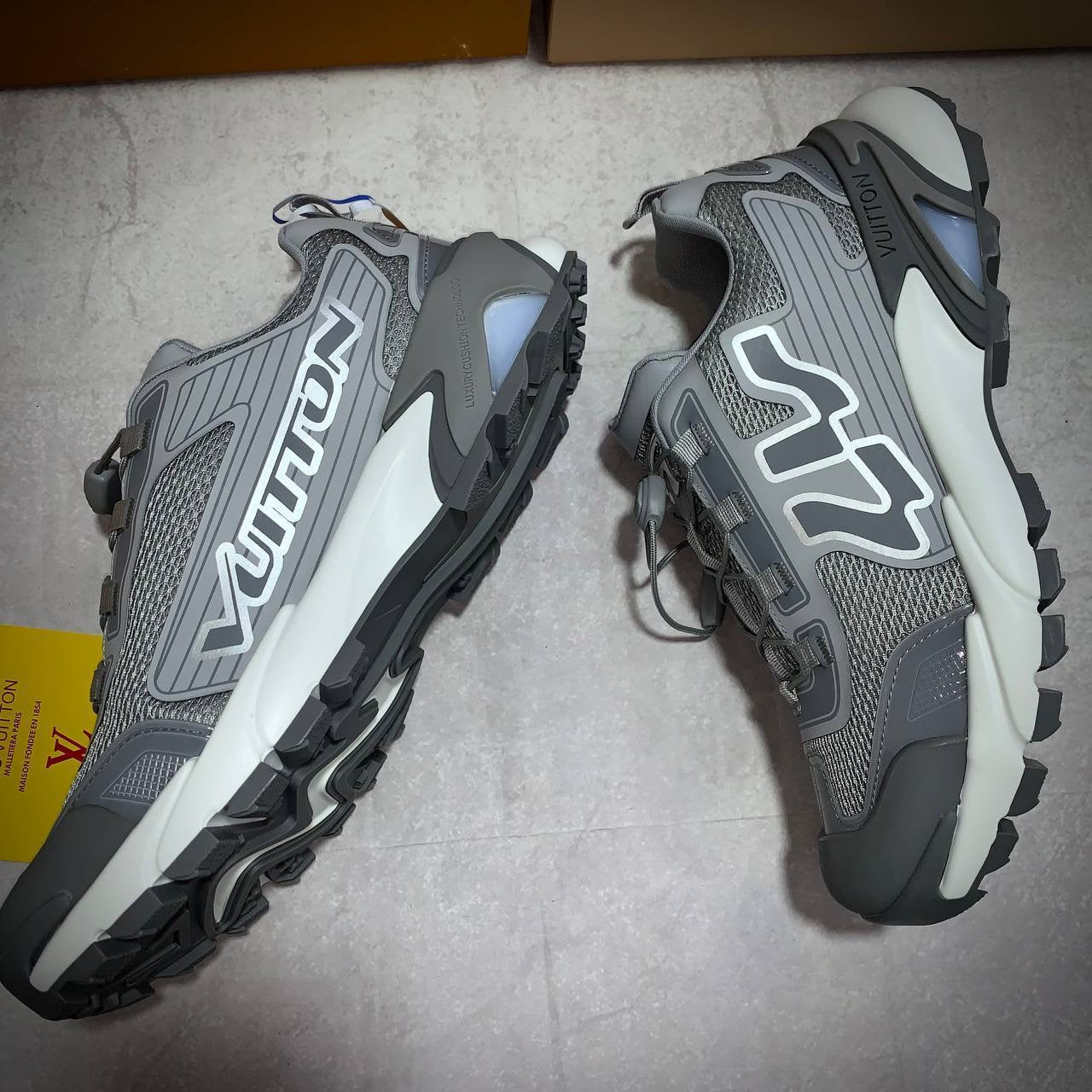 LOUI TRAINER