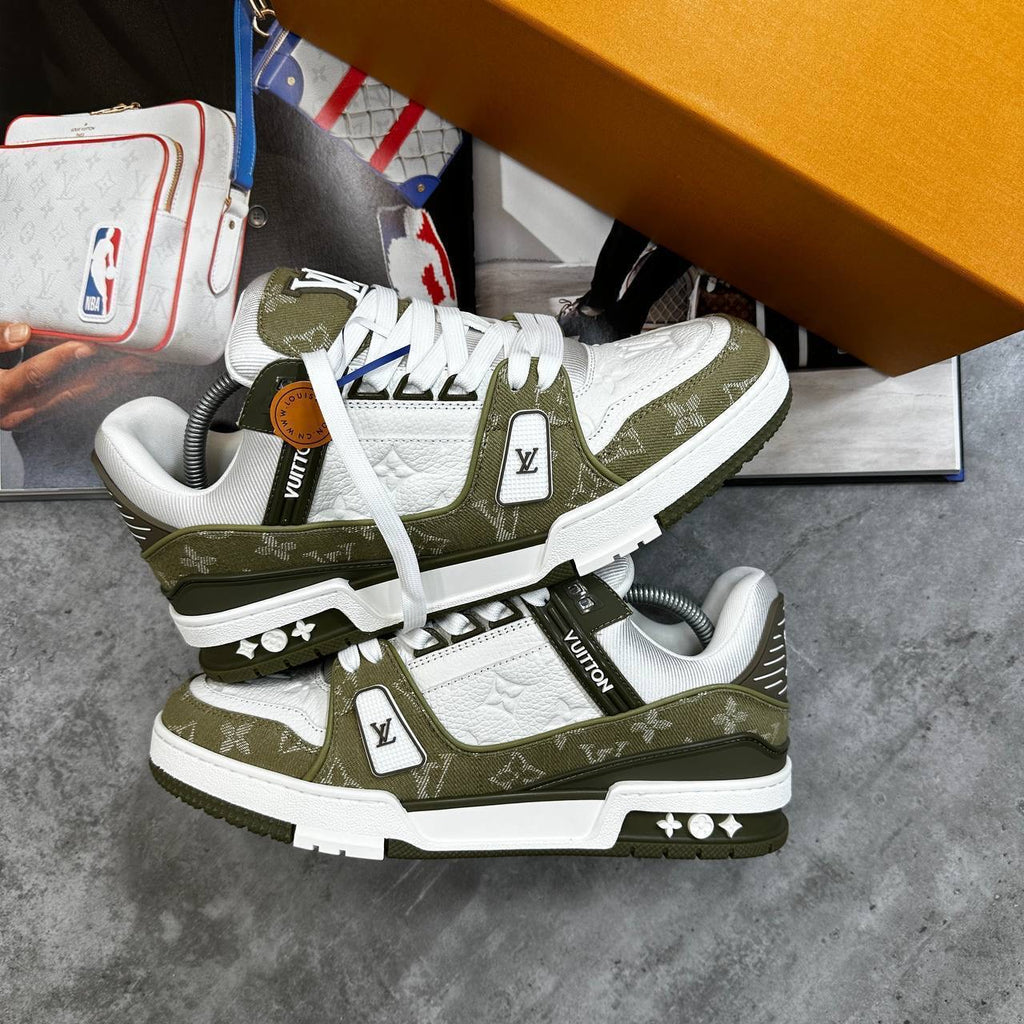 LOUI TRAINER