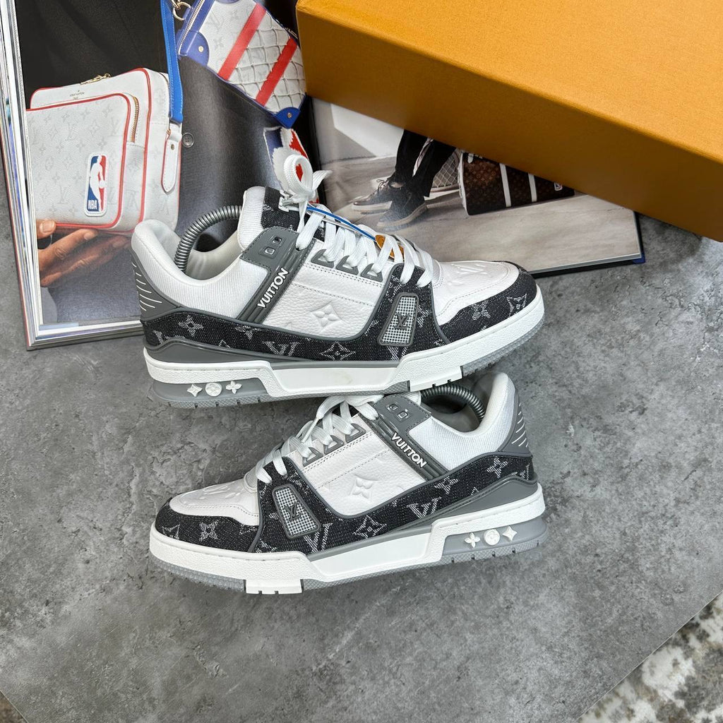 LOUI TRAINER