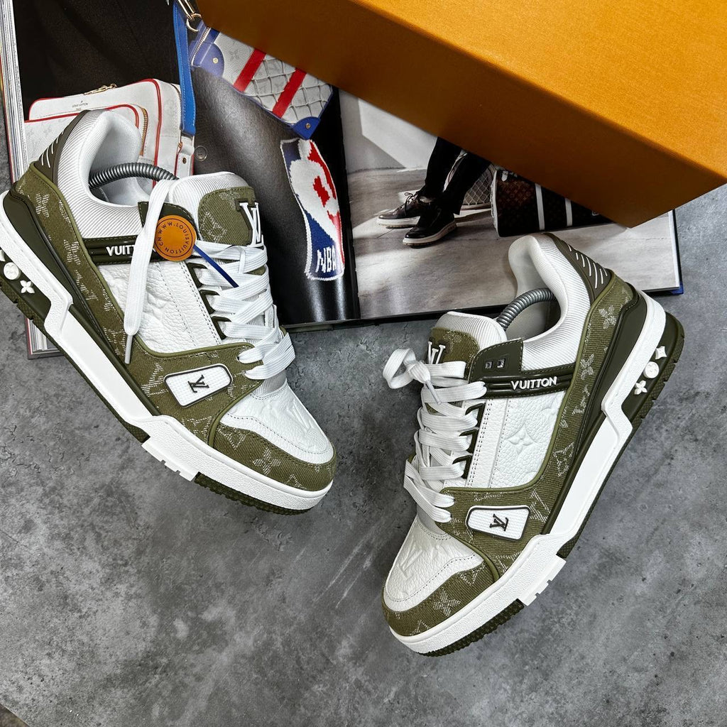 LOUI TRAINER