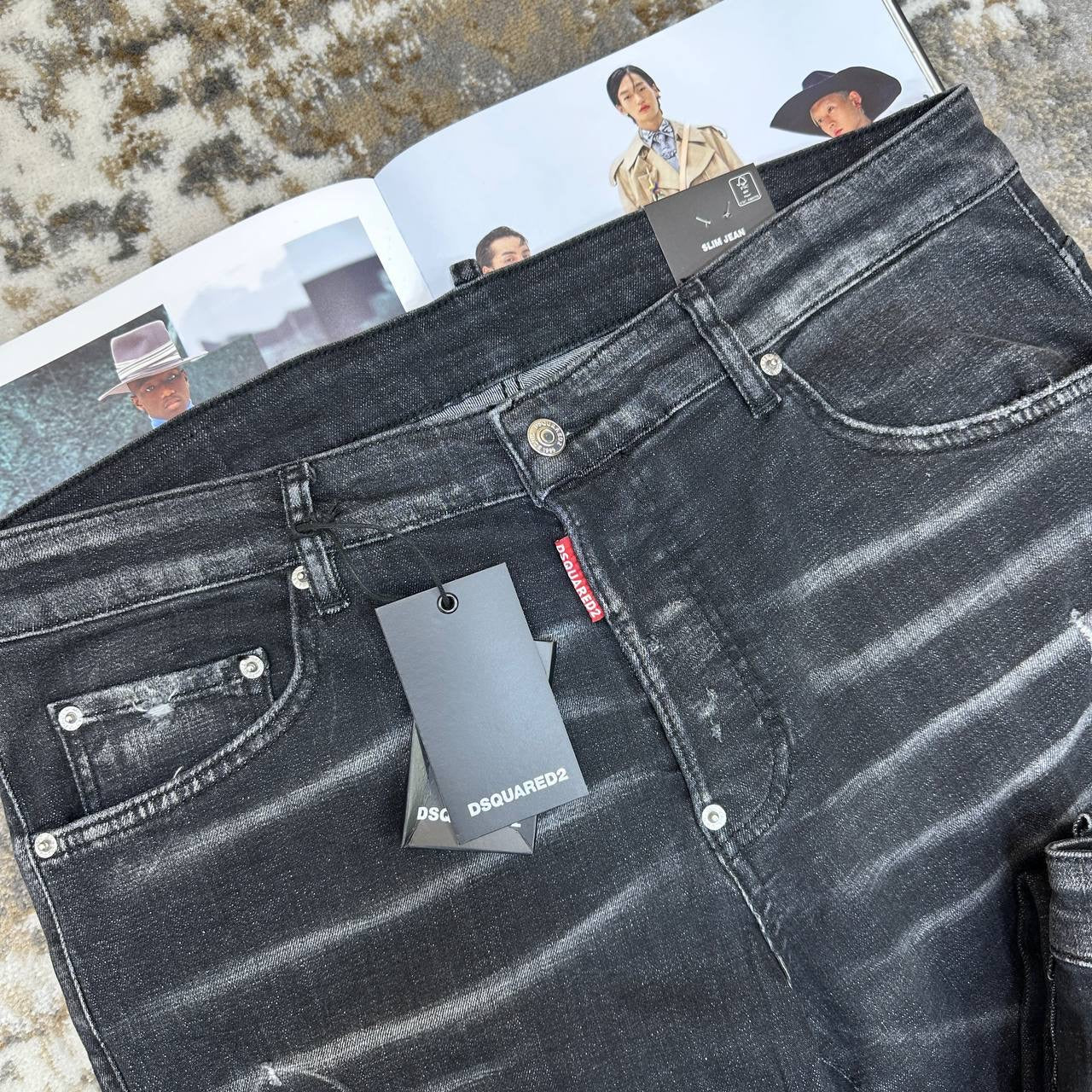 DSQ2 JEANS