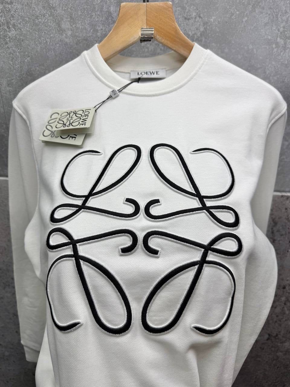 LOWE JUMPER