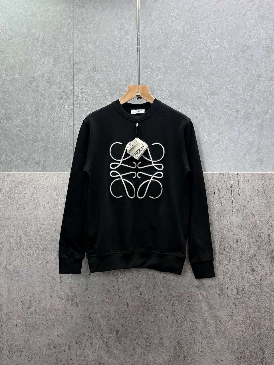 LOWE JUMPER