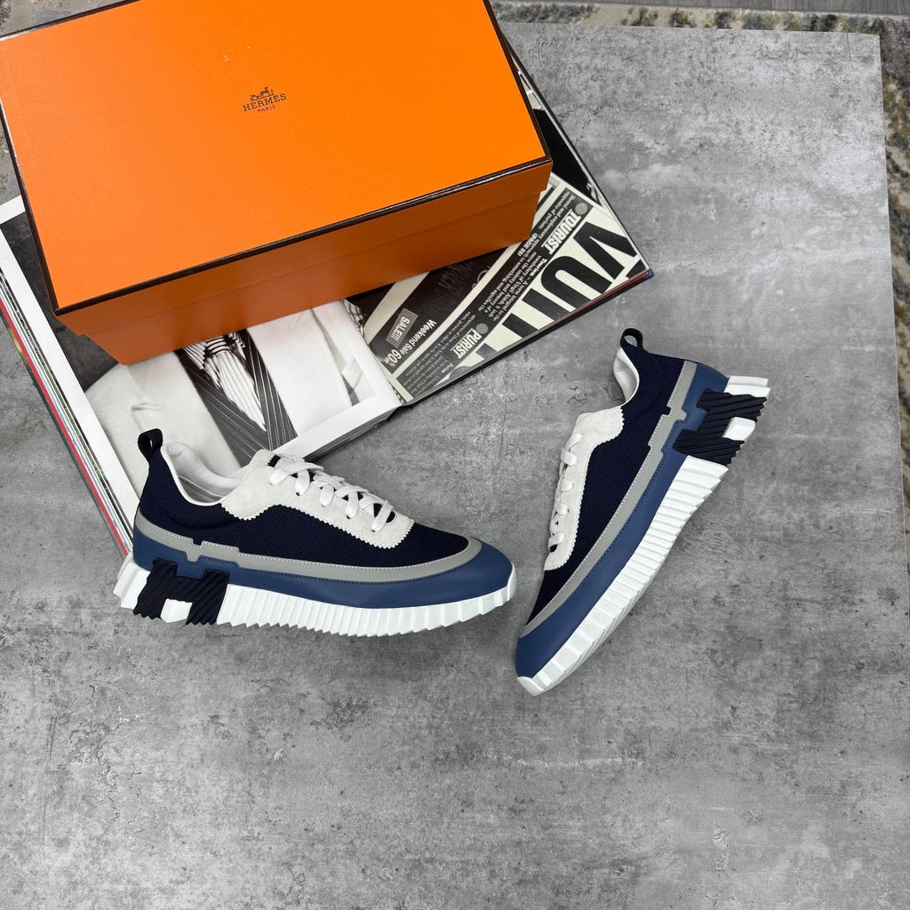 HRMS SNEAKERS