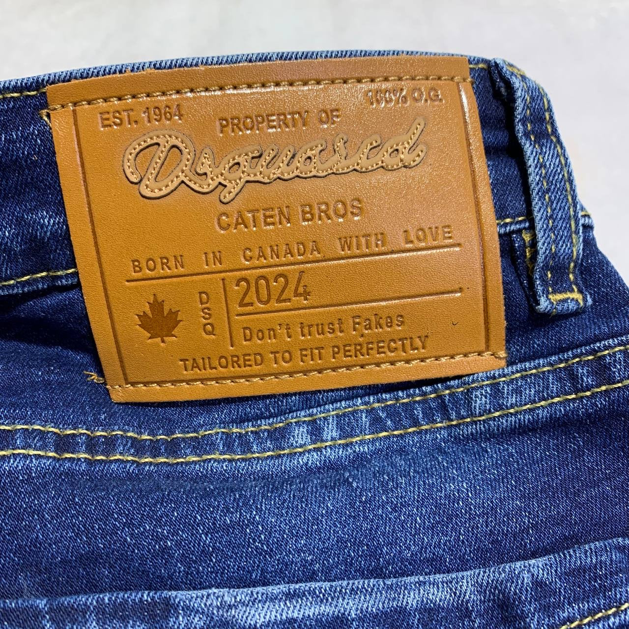 DSQ2 JEANS
