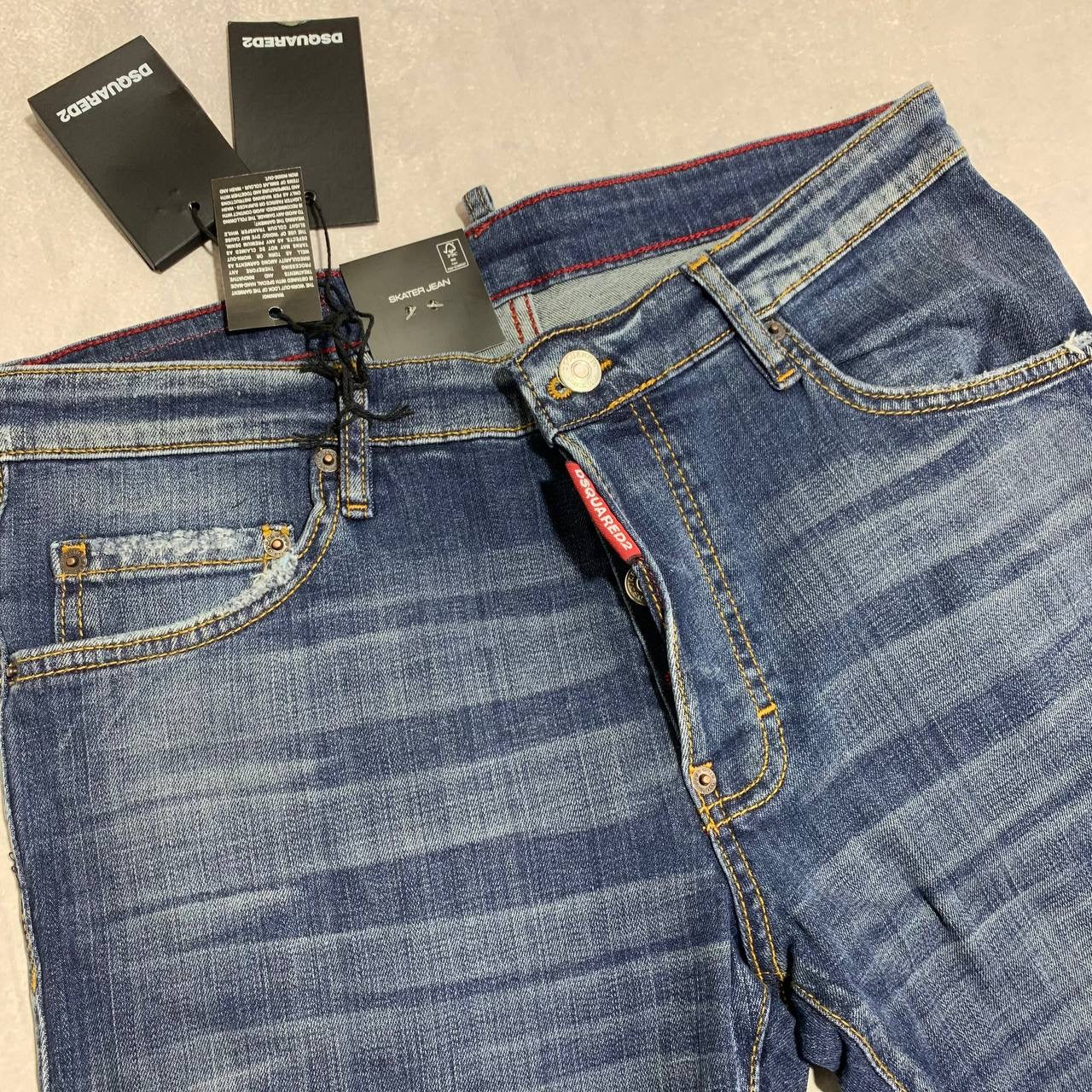 DSQ2 JEANS
