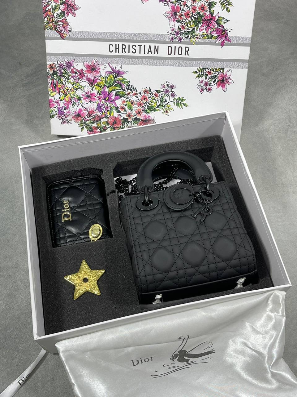 CD BAG