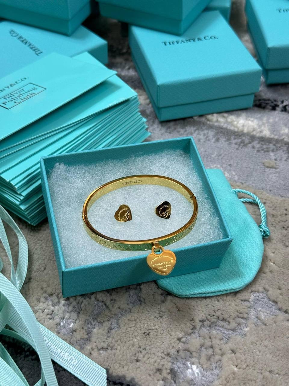 TIFF BRACELET & EARRINGS