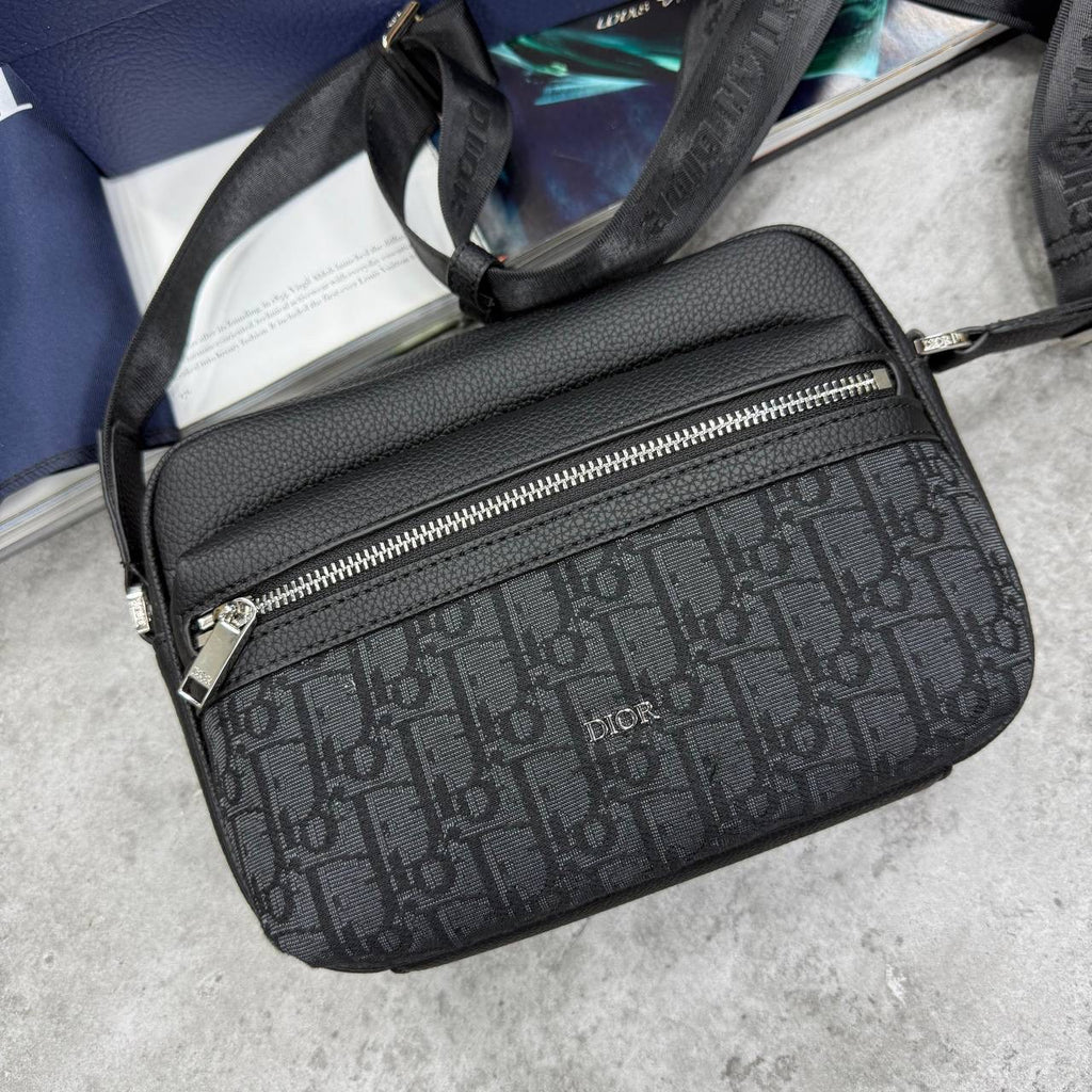 CD MAN BAGS