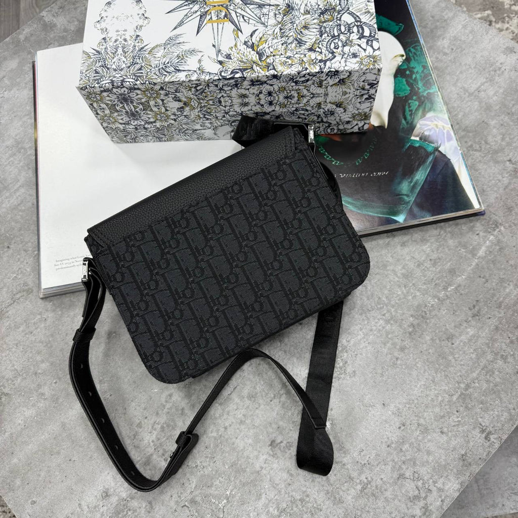CD MAN BAGS