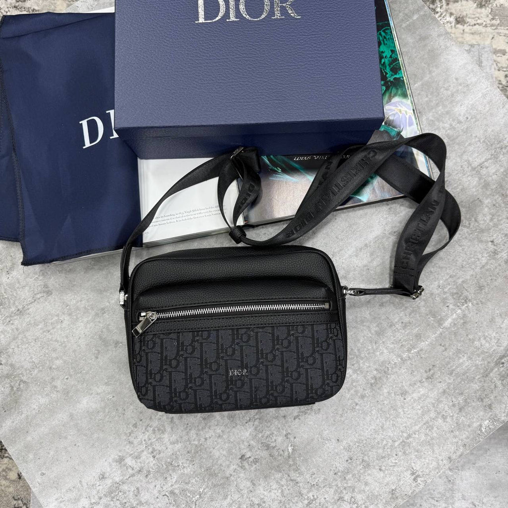 CD MAN BAGS